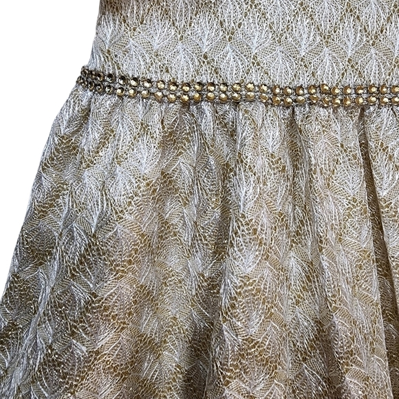 Tahari Kid's 2-Piece Formal Dress With Faux Fur Vest - 5 - Picture 5 of 10